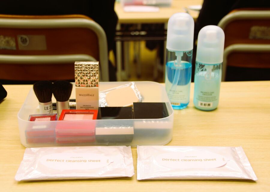 女性用の身だしなみセット